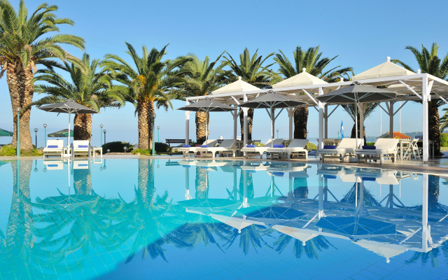 Possidi Holidays Resort & Suite Hotel