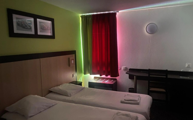 Kyriad Design Enzo Pont-a-Mousson
