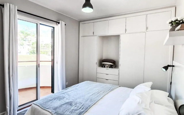 Santa Luzia's Pearl II - Two Bed Apartment