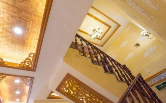 Min Sheng Hotel