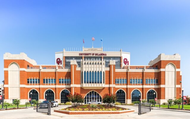 Updated Norman Home ~ 1 Mi to Oklahoma University!
