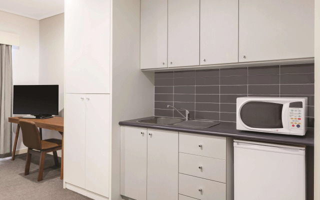 Adina Apartment Hotel Perth - Barrack Plaza