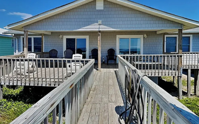 Kirk's Mema's Beach by Topsail Realty