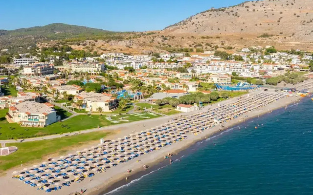 Amphitrite Villa in Gennadi