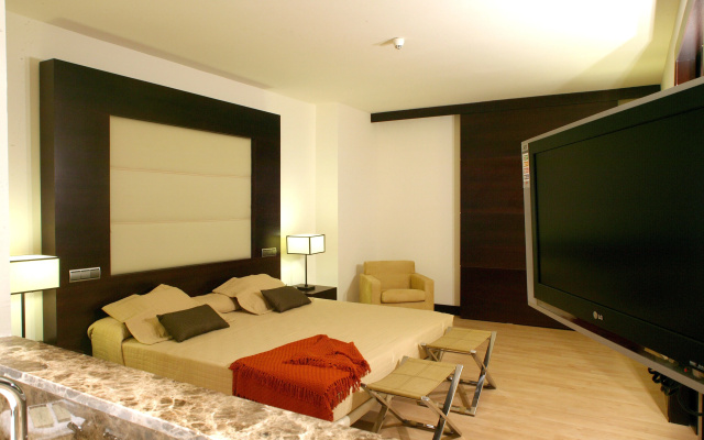 Eurostars i-Hotel