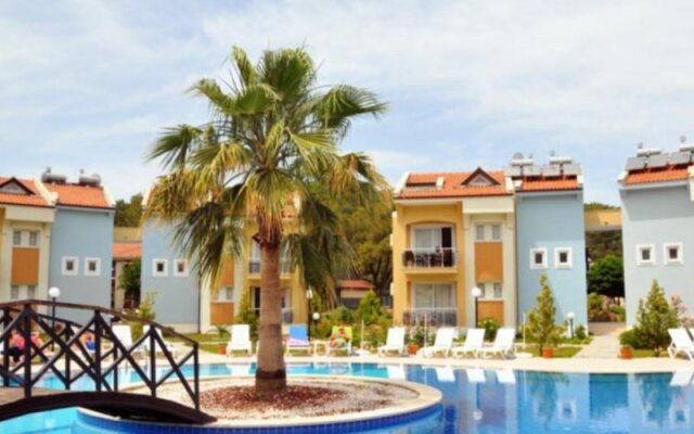 Deska Hisar Garden Apartments