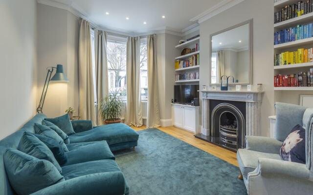 On a Queens Park Parade