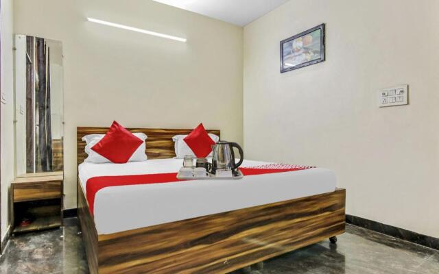 OYO Flagship 703466 Hotel New Wonders Hills