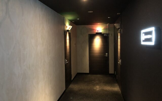 Hotel Raza - Adults Only