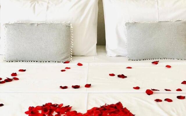 Geo & Art Boutique Hotel