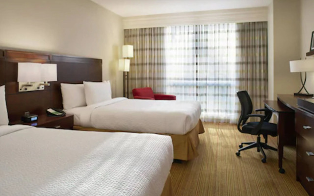 Courtyard Mexico City Airport