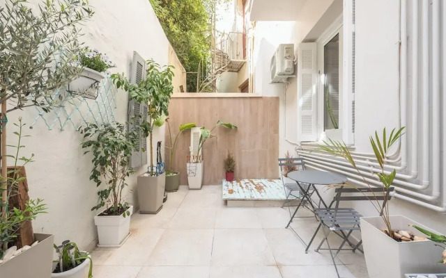 Stunning Design 1BR  Secret Garden