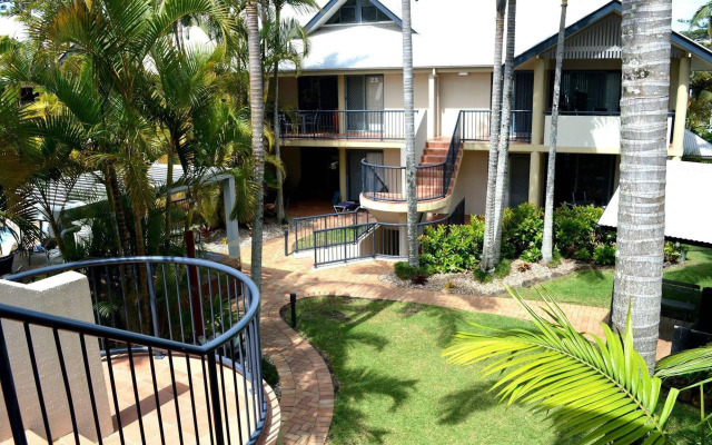 Outrigger Bay Apartments
