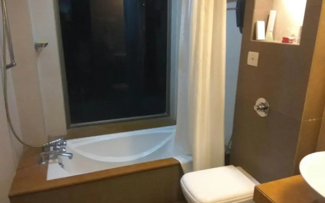 Golden Amoon Resort