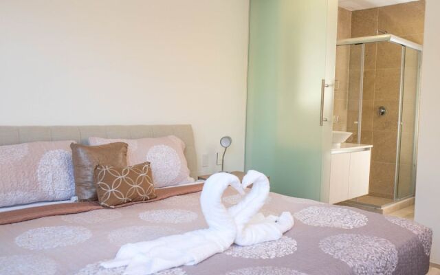 Menesse 32 01 by iMexico