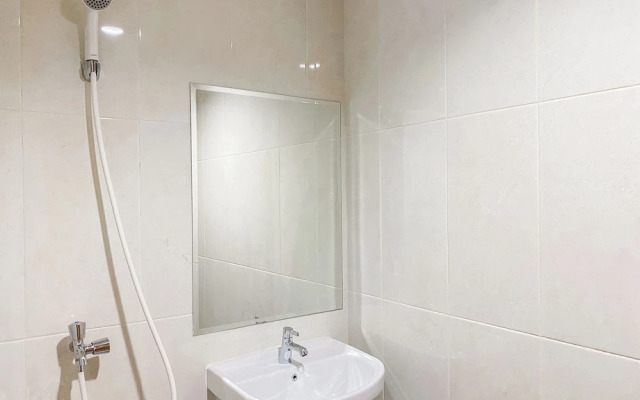 Modern Look Studio Apartment at LRT City Jatibening