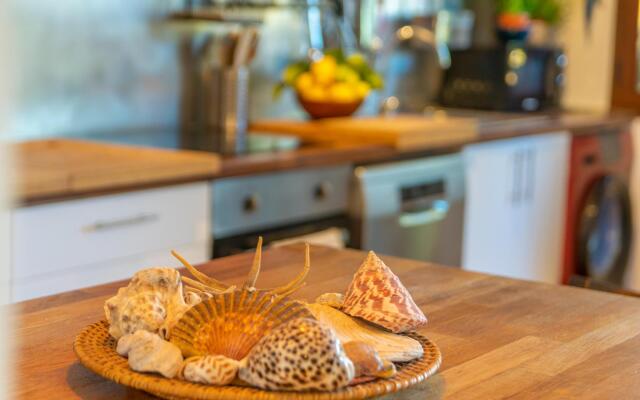 ELS ANGELS - Charming house with private pool Free WiFi