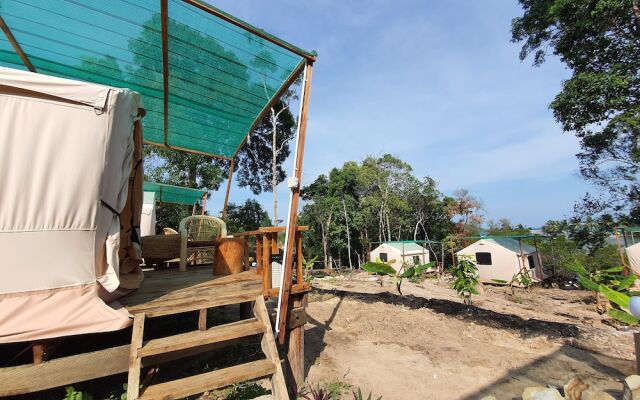 4k Camp Koh Rong