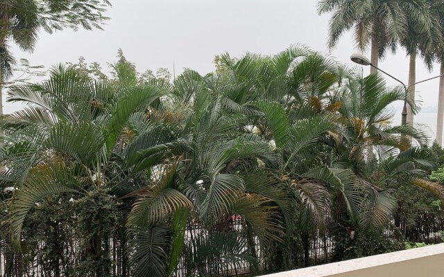 Coco Flower Village Serviced Apartment