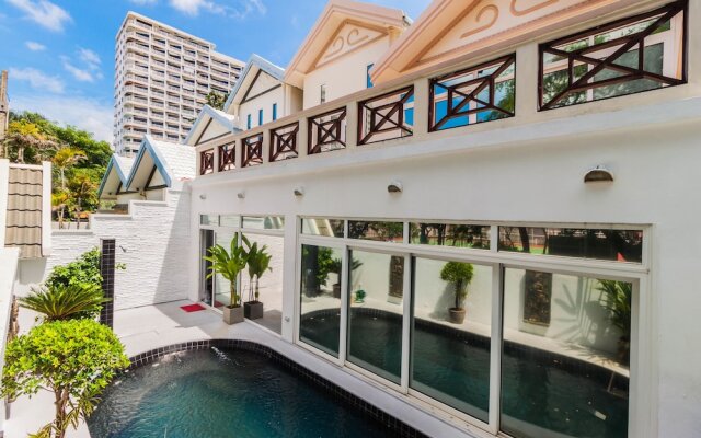 Jomtien Palace Pool Villa By Pattaya Sunny Rentals