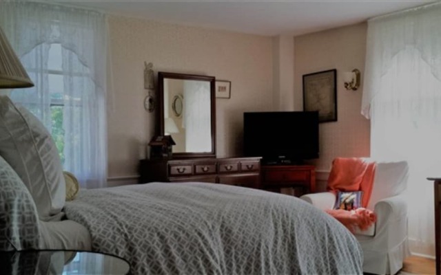 The B&B at Bartlett Farm