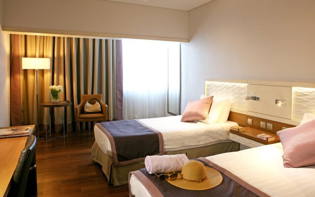 Crowne Plaza Limassol by IHG