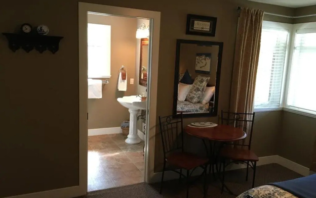 Yellow Rose Bed & Breakfast