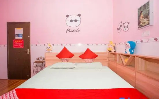 OYO Changde These Years Themed Hotel (Wenli College)