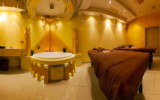 Galaxy Hotel