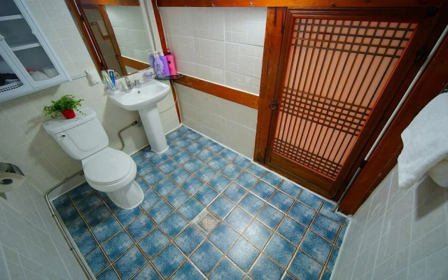 Jeonju Hanok Village Gguldanji