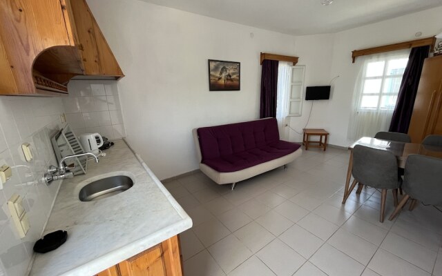 Ege Apartments