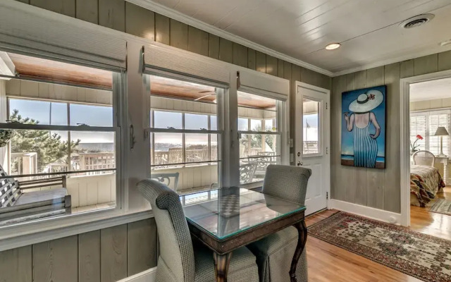 C-Scape by Condo-World