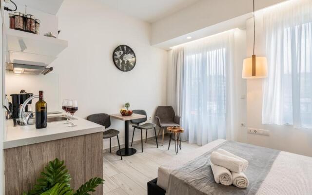 White&Gray Apartment