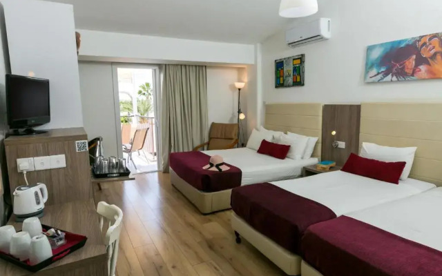 Fitos Inn Guest House