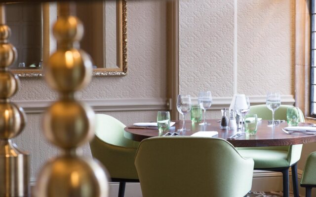 The Crown Manor House Hotel