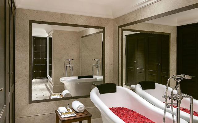 Aurika, Udaipur - Luxury by Lemon Tree Hotels