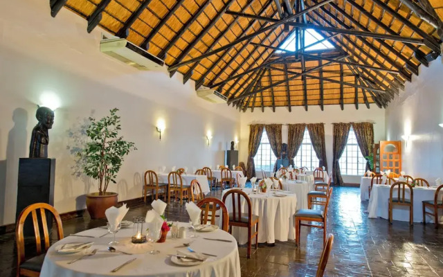 Oshakati Country Lodge