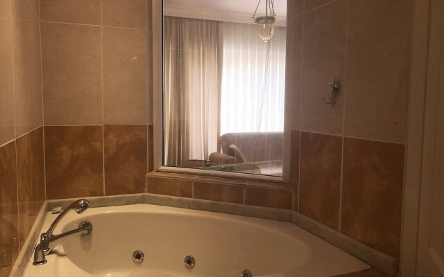 Cleopatra Beach Apartment