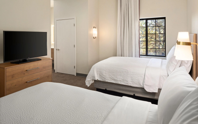 Staybridge Suites MPLS-Maple Grove/Arbor Lakes by IHG