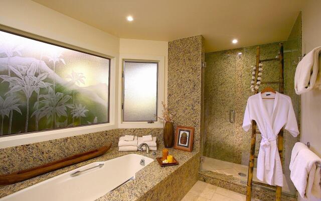 Puunoa Beach Estates, a Destination by Hyatt Residence