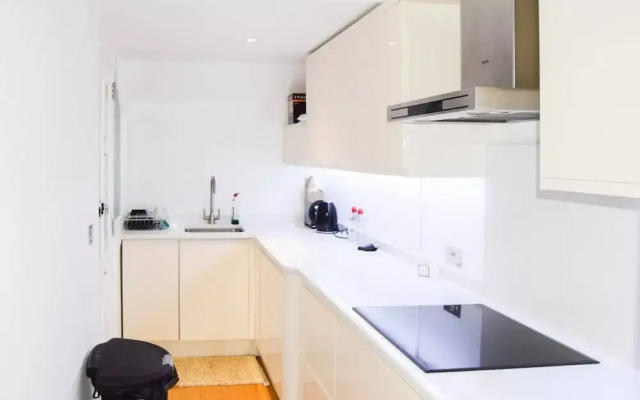 Well Located 1 Bedroom Flat In Sloane Square