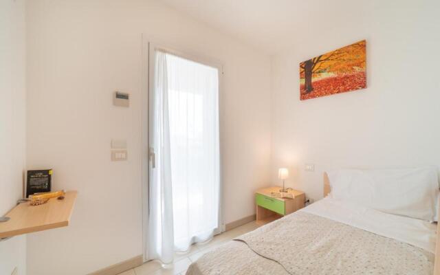 Elegant Residenza Monica Two Bedroom C6 Sleeps 6