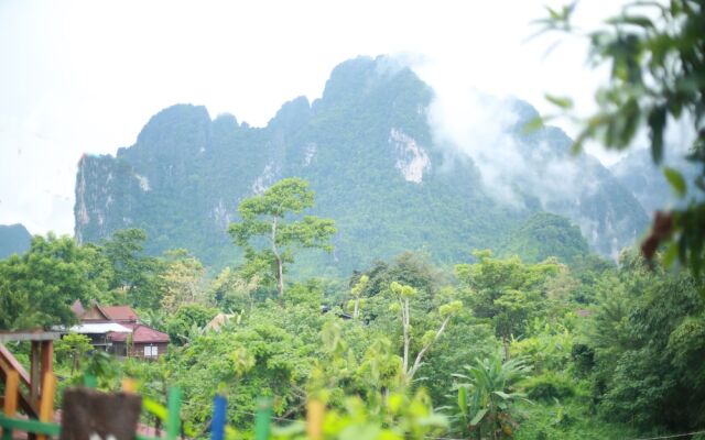 Vang Vieng Trendy Hotel