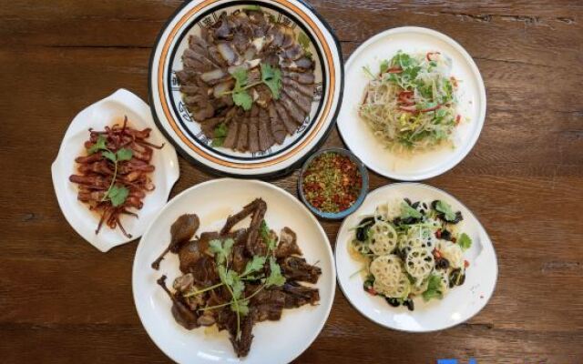 Wuyuan Mishu·Shiguang Homestay (County Center Xiangao Ancient City)