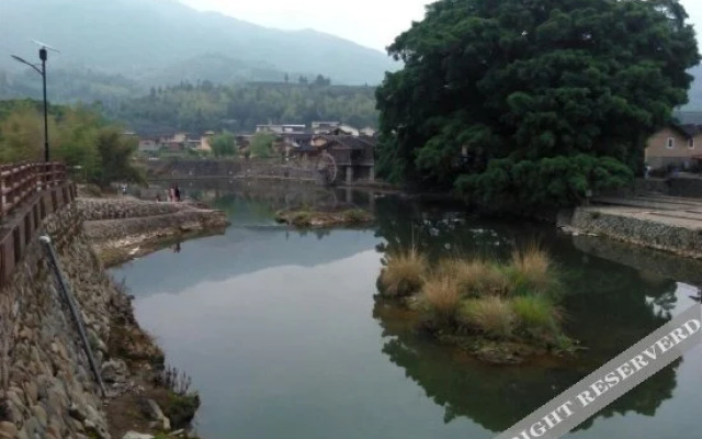 Fuxinglou Guesthouse