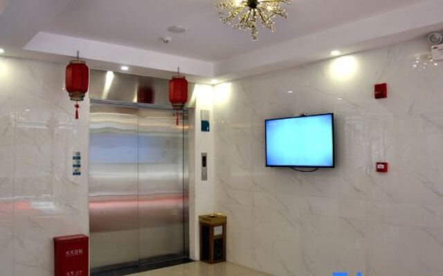 Yiru Express Apartment Hotel（Shantou's long corridor on the seaside)