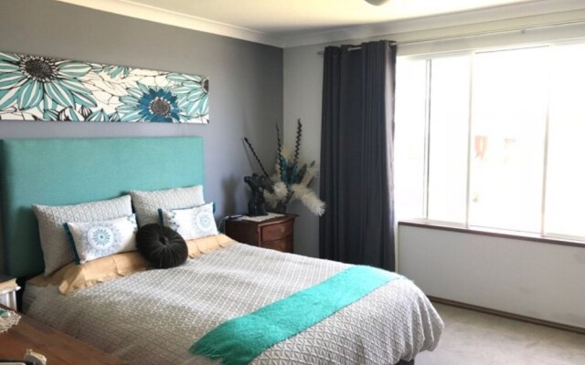 Ocean House @ Mollymook