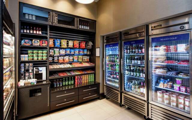 Hilton Garden Inn Raleigh /Crabtree Valley