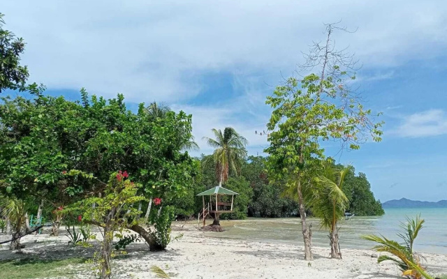 La Tranquilidad Beach Resort