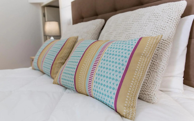 Downtown Porto Bonfim Studio Apt